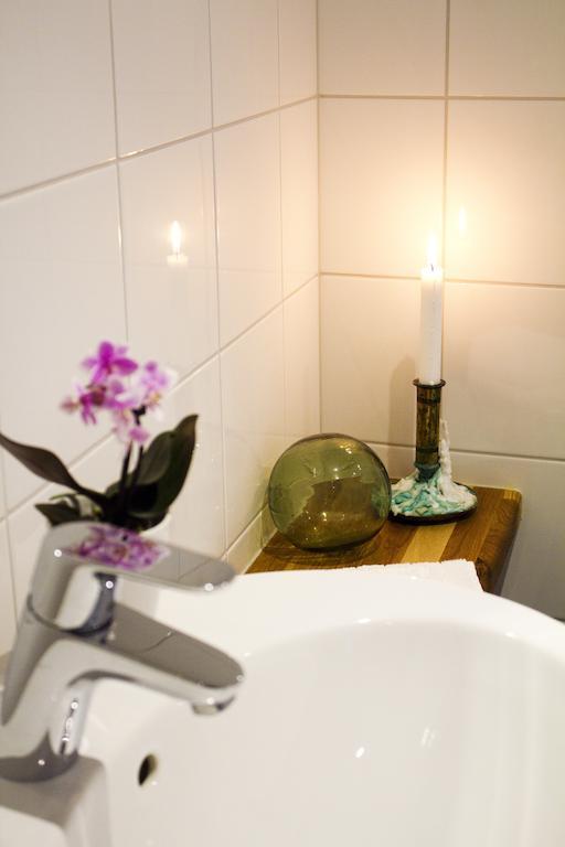 Everts Sjöbods Bed&Breakfast Grebbestad Zimmer foto